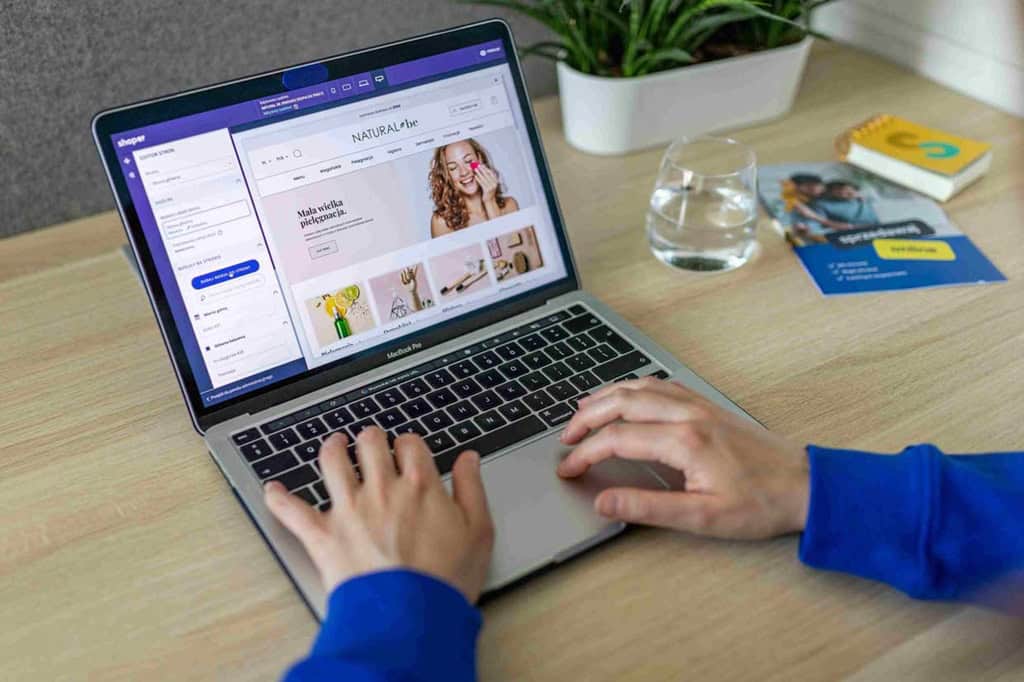 ECサイト構築フェーズにおけるAIの活用方法