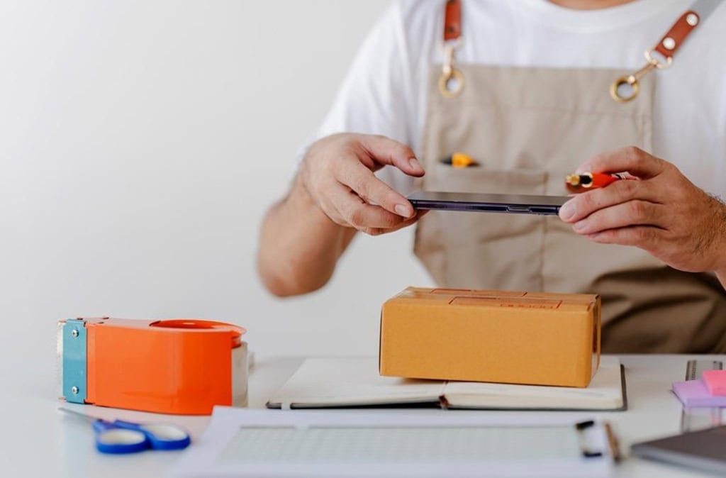 インスタショッピングとDM販売どちらが向いている？